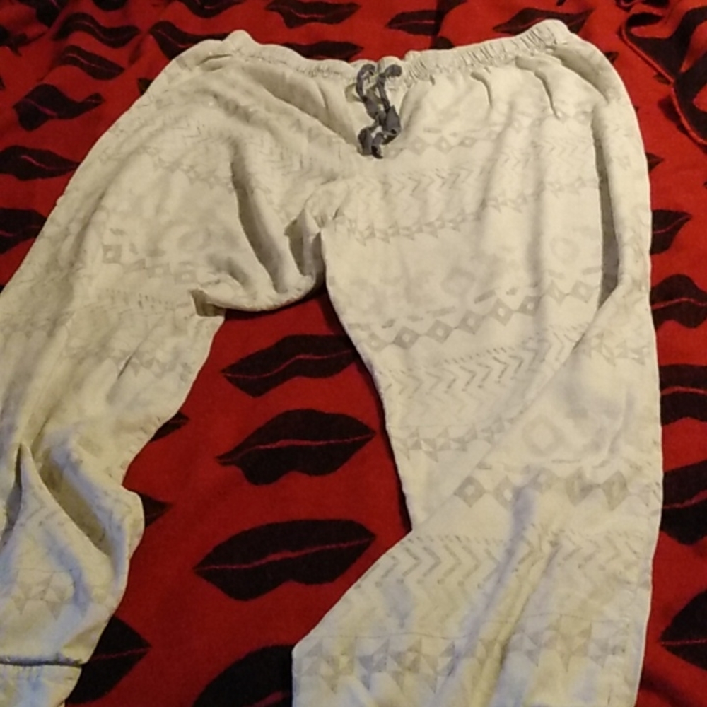 Victoria's Secret pajama set - Picture 8 of 12